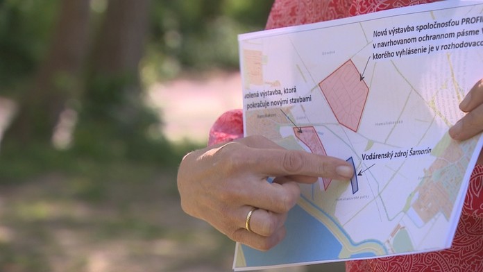 Pozemky, na ktorých stavia developer infraštruktúru, sú iba niekoľko stoviek metrov od ochranného pásma.