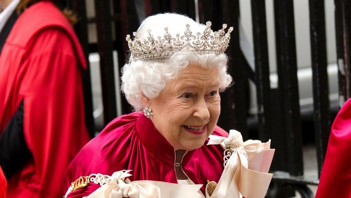 Plán kráľovnej Alžbety odhalený. Dočká sa princ Charles trónu skôr?