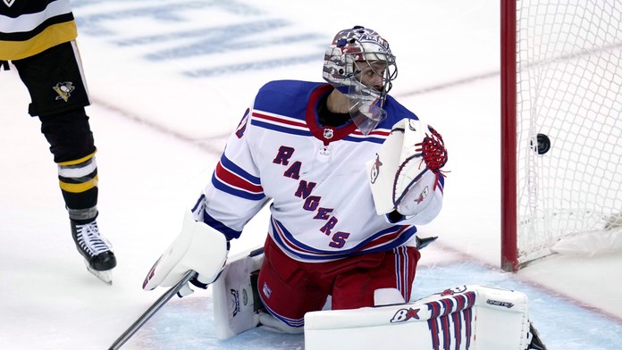 Chystá sa veľký návrat. Jaroslav Halák bude po 20 rokoch opäť pôsobiť na Slovensku