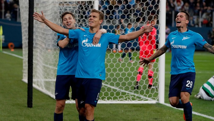 Hráči Zenitu Petrohrad na archívnej snímke.