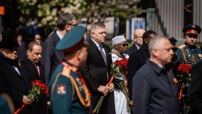 Premiér SR rokoval v Moskve s prezidentmi Číny a Brazílie