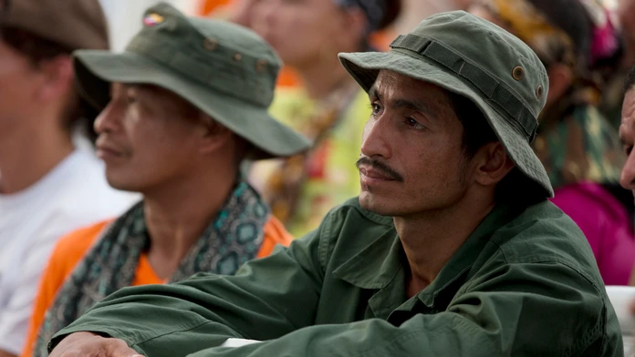 Rebeli z Revolučných ozbrojených síl Kolumbie (FARC).