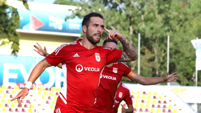 Rodák z Messiho krajiny, ktorý dokonalo pozná Slovensko. Podbrezová lovila u konkurencie