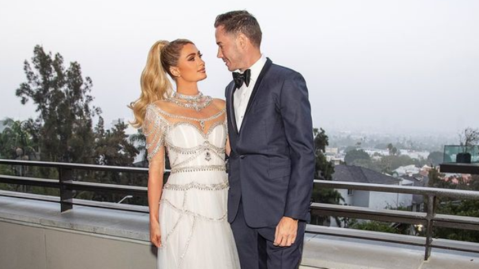 Paris Hilton sa vydala