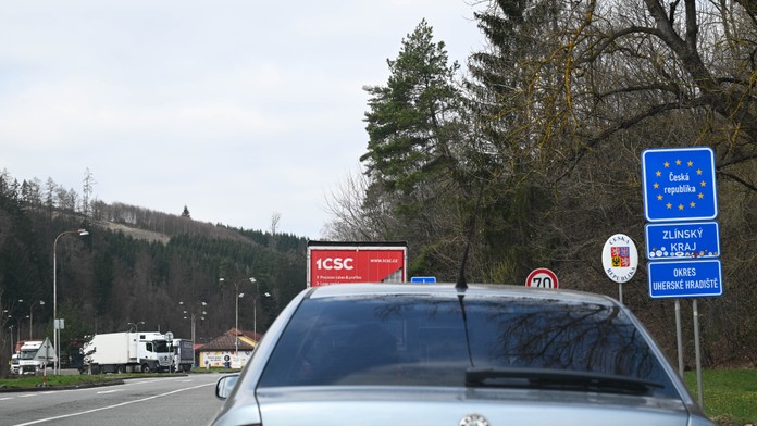 Kontroly na česko-slovenských hraniciach pre slintačku a krívačku sa môžu čoskoro skončiť