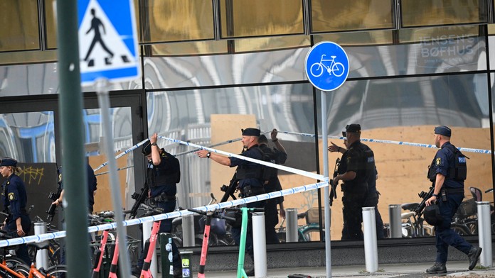 Za streľbou v nákupnom centre v Malmö stojí iba 15-ročný chlapec. Išlo o cielený útok
