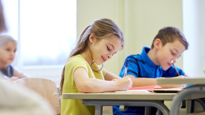 Deti v škole- ilustračná snímka.