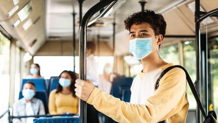 Nosenie rúšok chráni nielen pred covidom: Vedci odhalili prekvapivý prínos