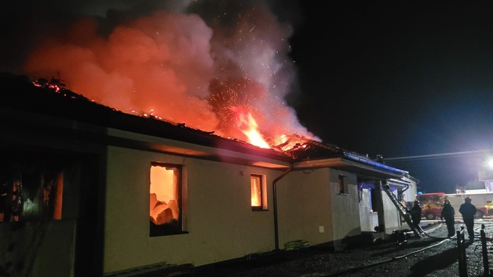 Požiar rodinného domu na juhu Slovenska. 