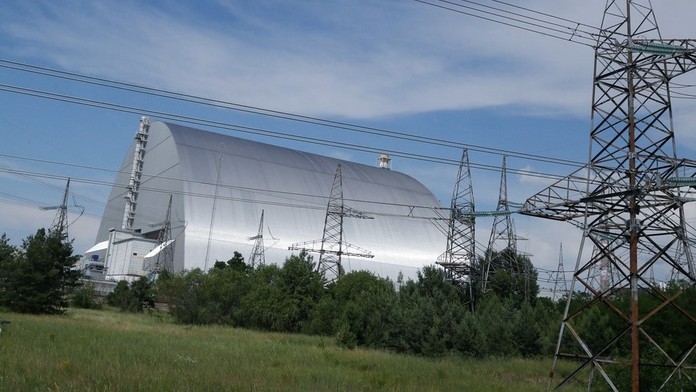Ruský útok odstavil prívod elektriny pre sarkofág v Černobyle, ktorý zabraňuje úniku rádioaktivity