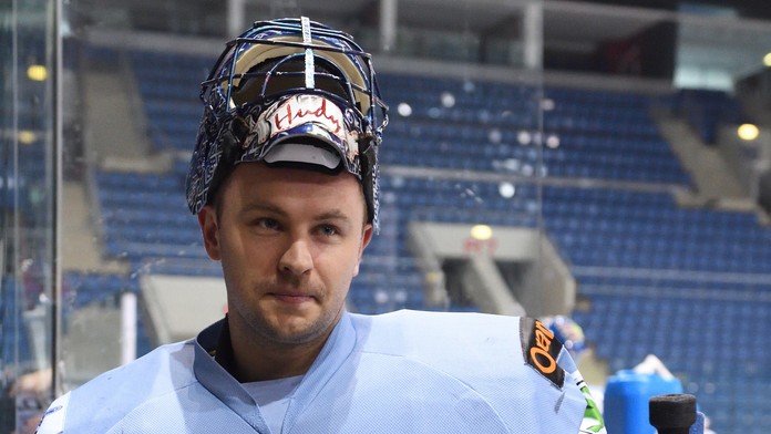 Július Hudáček počas  tréningu v prvej časti prípravy pred turnajmi Euro Hockey Challenge.