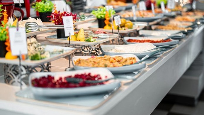 Zoberú si všetko, nezjedia nič. Populárna destinácia chce obmedziť all inclusive v hoteloch