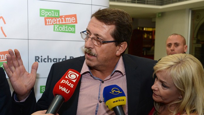 Pavol Paška oznamuje odstúpenie z funkcie šéfa parlamentu.