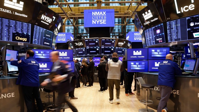 Investorov vystrašili Trumpove clá. Akcie v USA majú za sebou najhorší deň od roku 2020