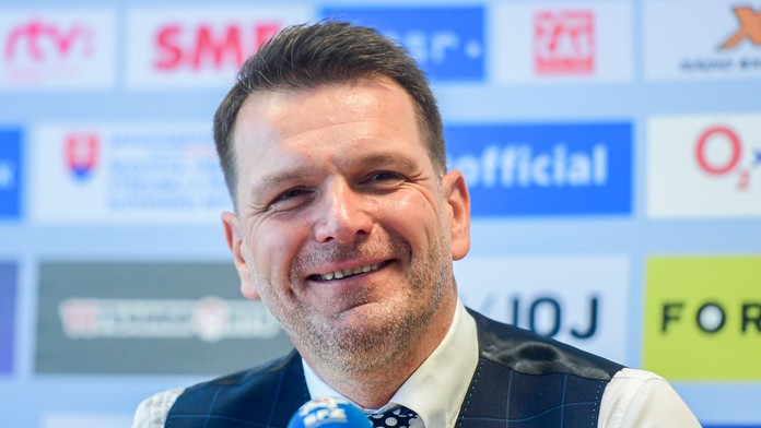 Tréner slovenskej futbalovej reprezentácie Štefan Tarkovič.