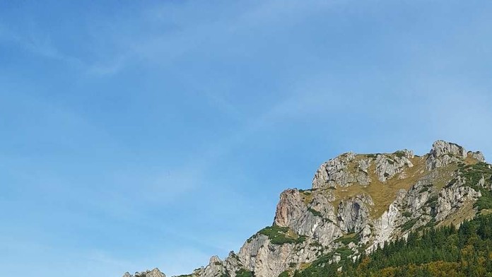 Horskí záchranári a policajti hľadali cyklistu, našli ho bez známok života.