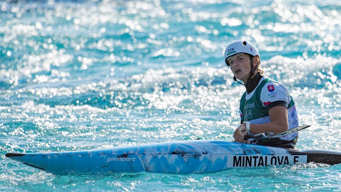 Na snímke slovenská reprezentantka vo vodnom slalome Eliška Mintálová po finálovej jazde kategórie K1 počas OH v Tokiu.