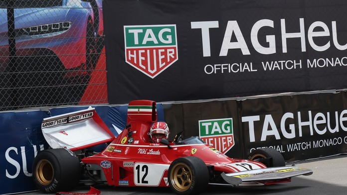 Leclerc opäť havaroval v uliciach rodného Monte Carla. Tentoraz si to odniesol historický monopost Nikiho Laudu