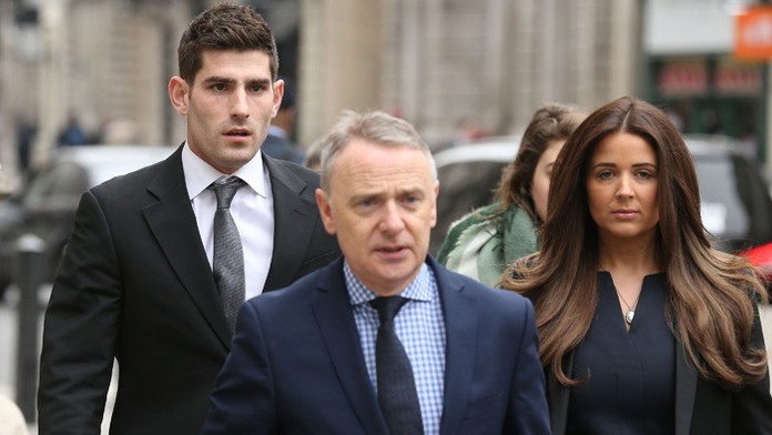 Ched Evans na archívnej snímke s partnerkou Natasha Masseyovou.