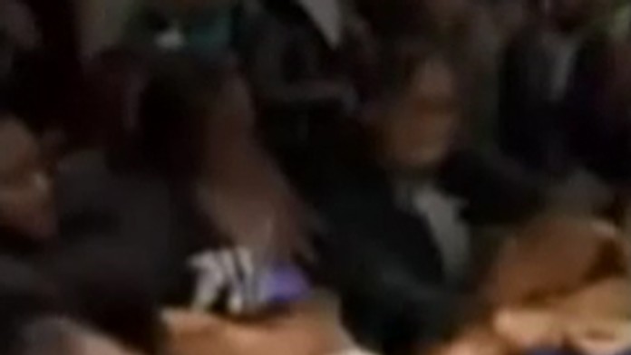 Študentky dobili tínedžerku