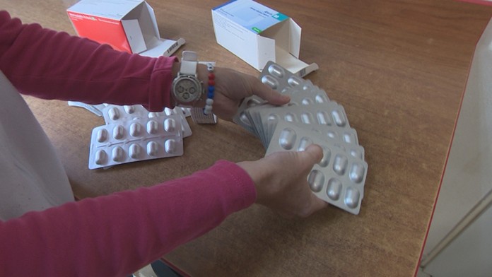 Peter Sagan v zelenom drese vedúceho pretekára bodovacej súťaže na pódiu v cieli 7. etapy TdF. 