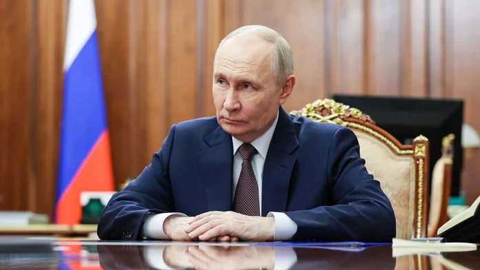 Putin podpísal zákon, ktorý môže Rusku poslúžiť ako zámienka na napadnutie ktorejkoľvek krajiny