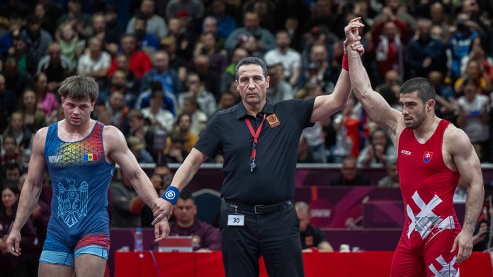 Slovensko má dve medaily z majstrovstiev Európy. V Šamoríne ich vybojovali Cakulov a Gulajev