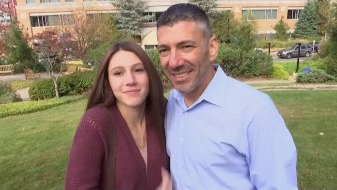 Emma so svojim otcom.