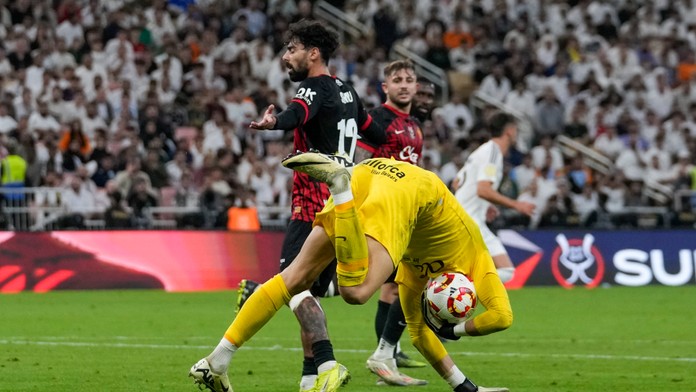 Priateľku slovenského brankára obťažovali v Saudskej Arábii. Nepríjemný incident sa mal odohrať po zápase