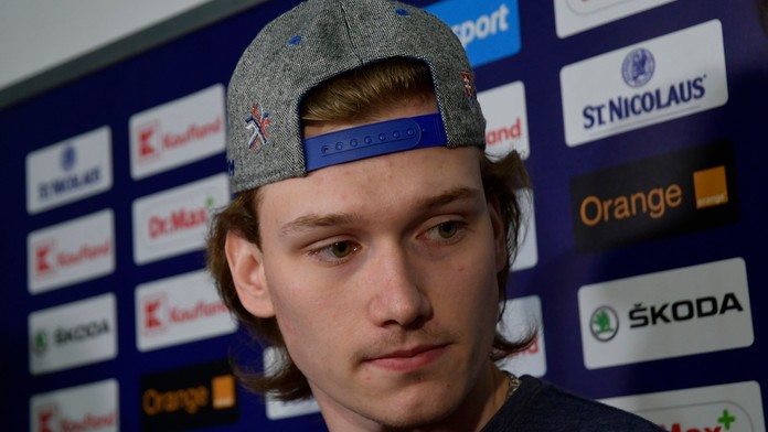 Útočník Samuel Buček na zraze reprezentácie počas prípravy pred MS.