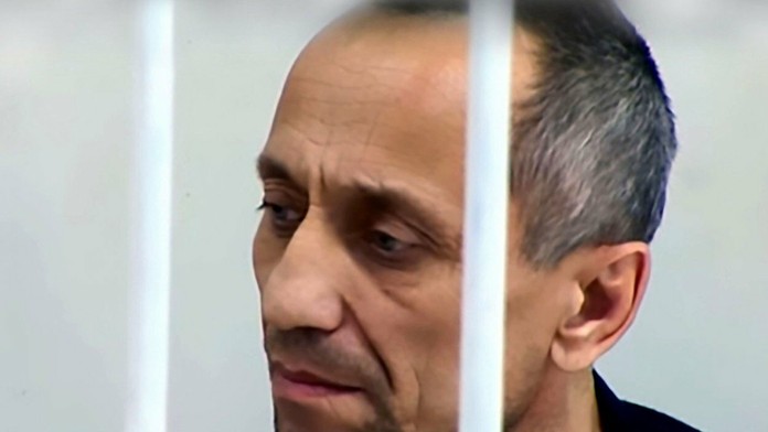 Ulice chcel zbaviť prostitútok. Angarský maniak sa postavil pred súd za vraždy 59 žien