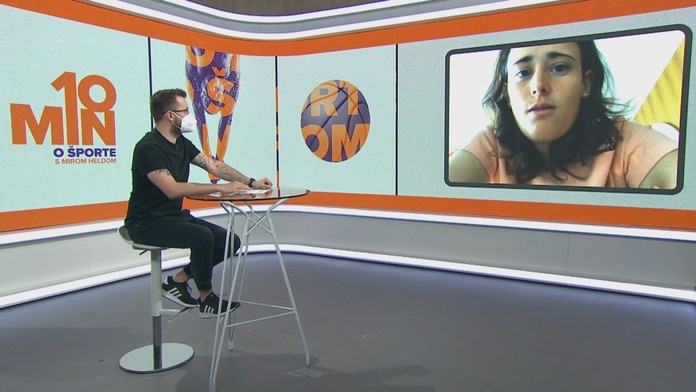 Vpravo Mária Korenčiová.