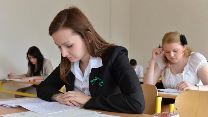 Písomná maturita - ilustračná snímka