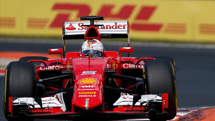 Sebastian Vettel pred seba po vynikajúcom štarte už nikoho nepustil.