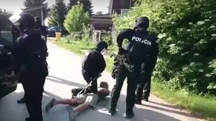 NAKA zasahuje na západnom a strednom Slovensku.