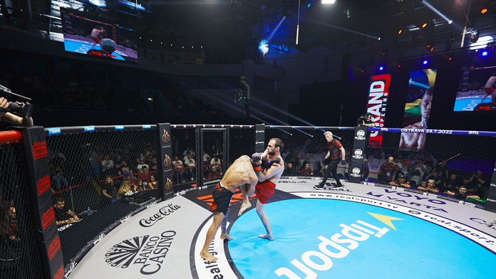 Medzi amatérmi to celé vytrieskal, teraz ide o úroveň vyššie. Jan Veselík dostal životnú šancu