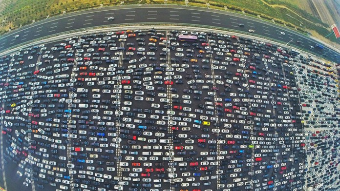 Masívna dopravná zápcha v Číne.