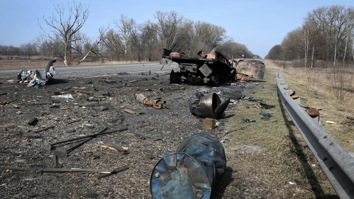 Ruská armáda radikálne obmedzí aktivitu v okolí Kyjeva a Černihivu, aby sa mohla sústrediť na Donbas