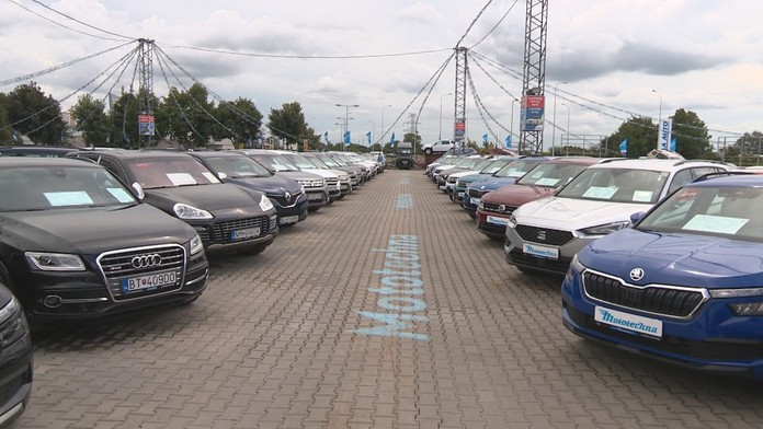 Ceny ojazdených áut stúpajú. 