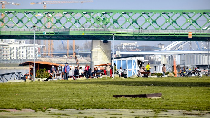 Promenáda pri Dunaji.