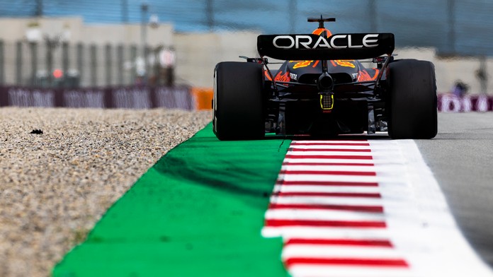 Veľká FOTOGALÉRIA: Španielsko prinieslo vzrušenie a rovnakého víťaza. Rýchlosť v zákrutách je šialená