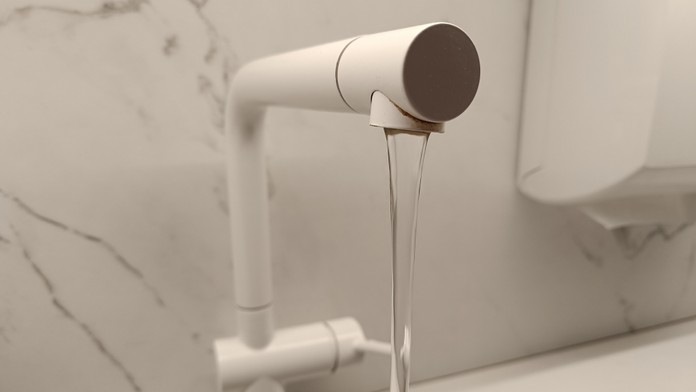 Voda, vodný kohútik (ilustračná snímka)