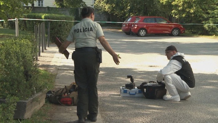 Lekára dorezali v jeho ambulancii.