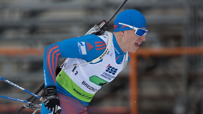 Pri havárii vrtuľníka na Kamčatke zahynul známy ruský biatlonista, bývalý majster sveta