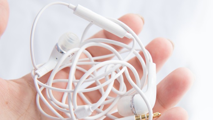 Zamotané slúchadlá 