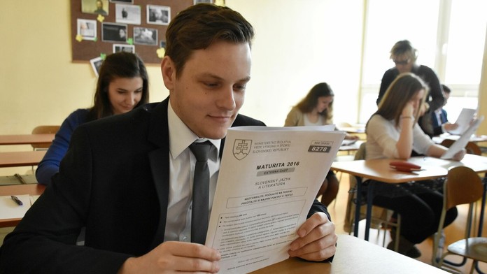 Študent Obchodnej akadémie v Trebišove