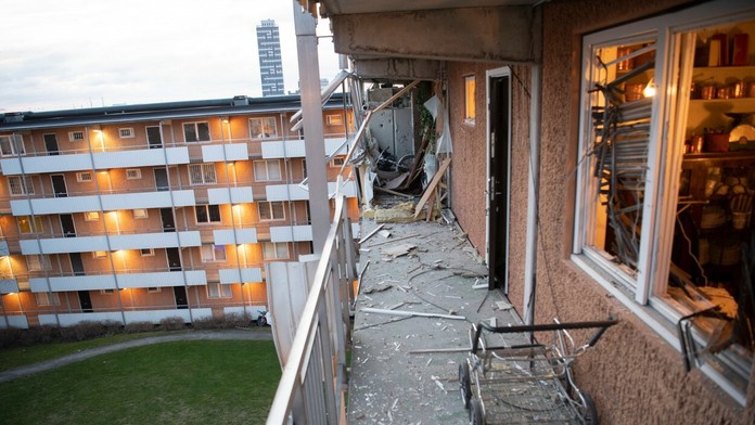 Hostia si tanečné kolo noazaj užijú.