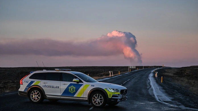 Vážna nehoda na Islande. Havaroval autobus s českými turistami