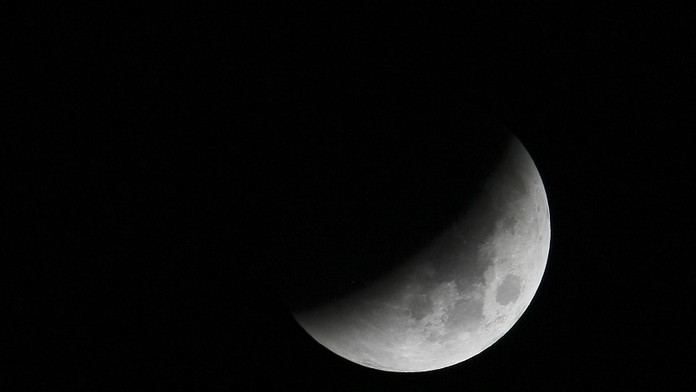 Zatmenie Mesiaca - ilustračné foto.