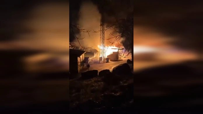 VIDEO: Mali veľké plány, no prišiel šok. Štadión zachvátil požiar, spôsobiť ho mal 15-ročný chlapec